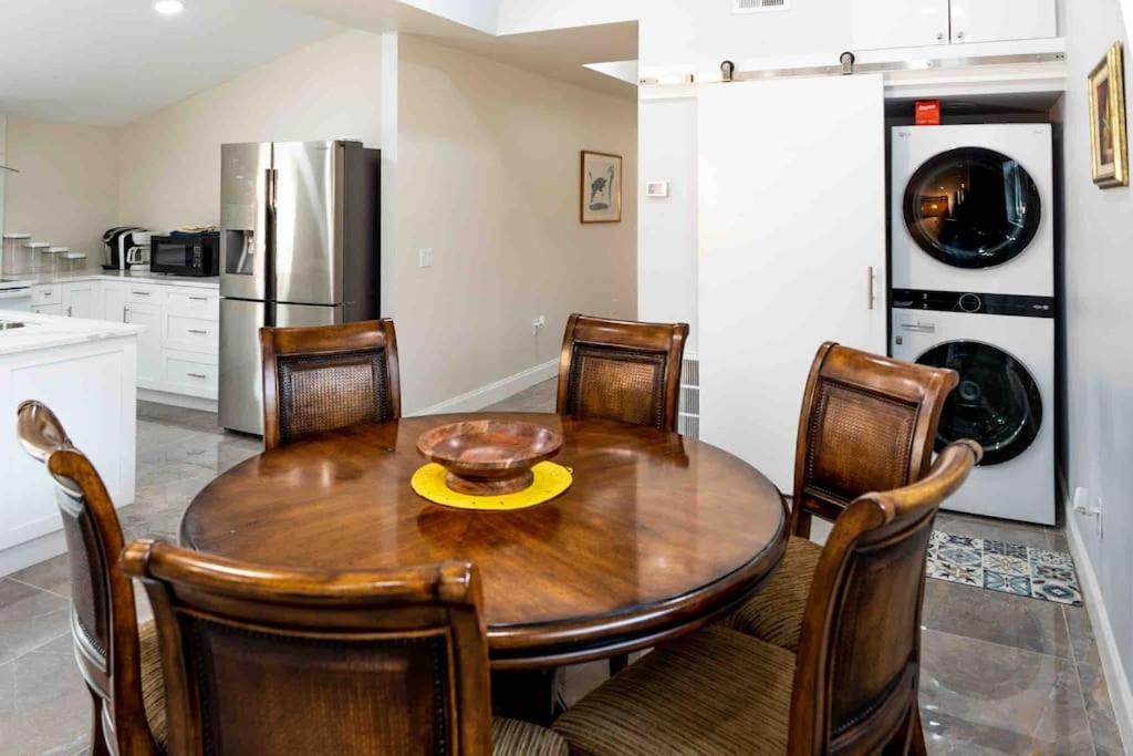 Tampa Bay Oasis Apartment Tarpon Springs Exterior photo
